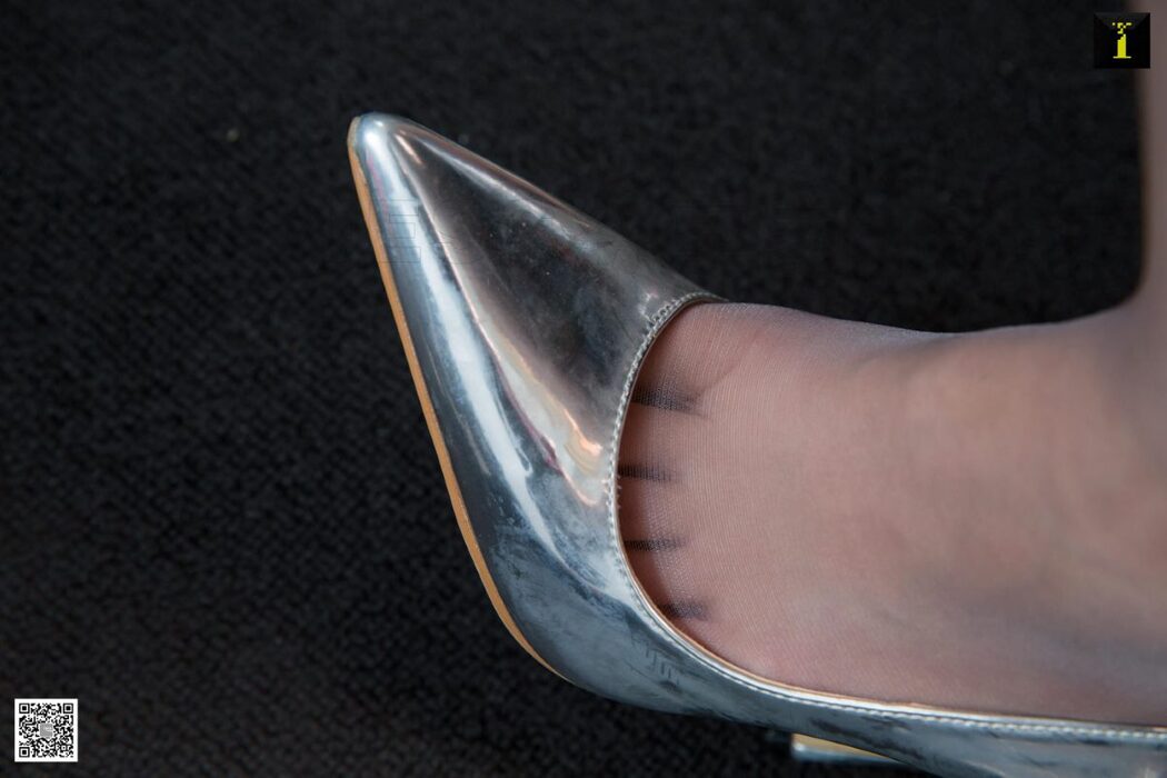 IESS异思趣向 SXJ.506 Zi Qi