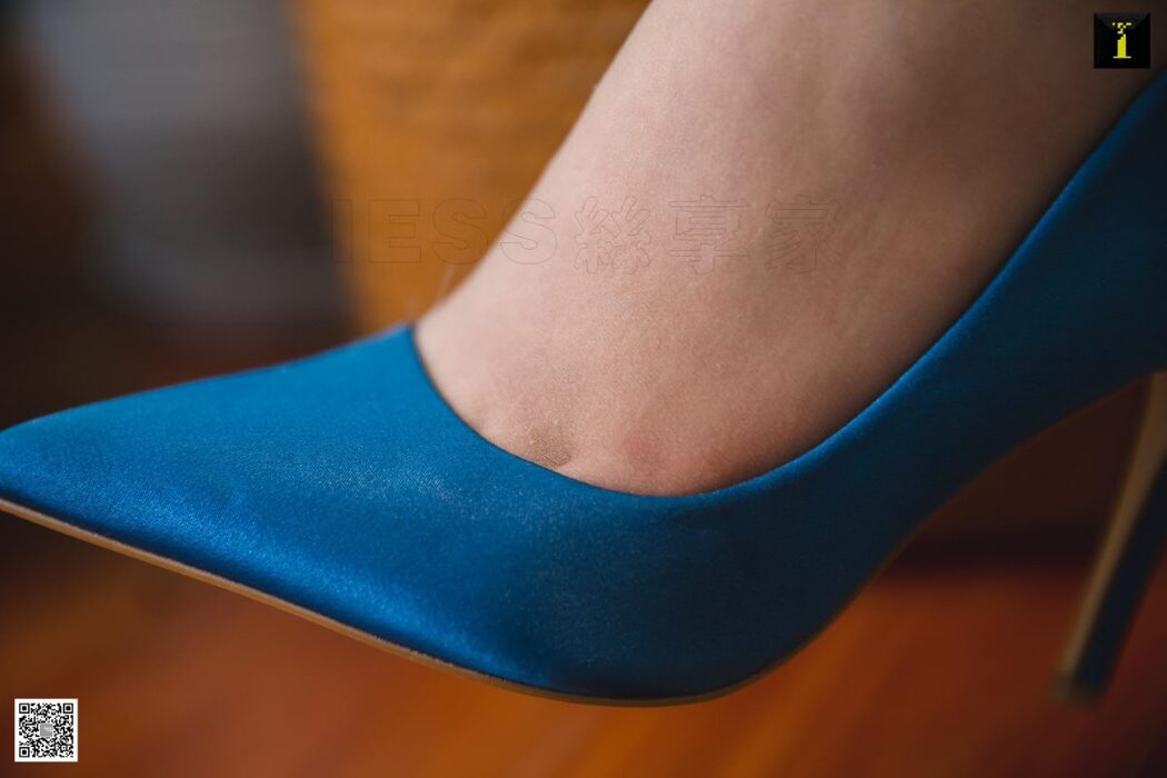 IESS异思趣向 SXJ.509 Yun Zhi