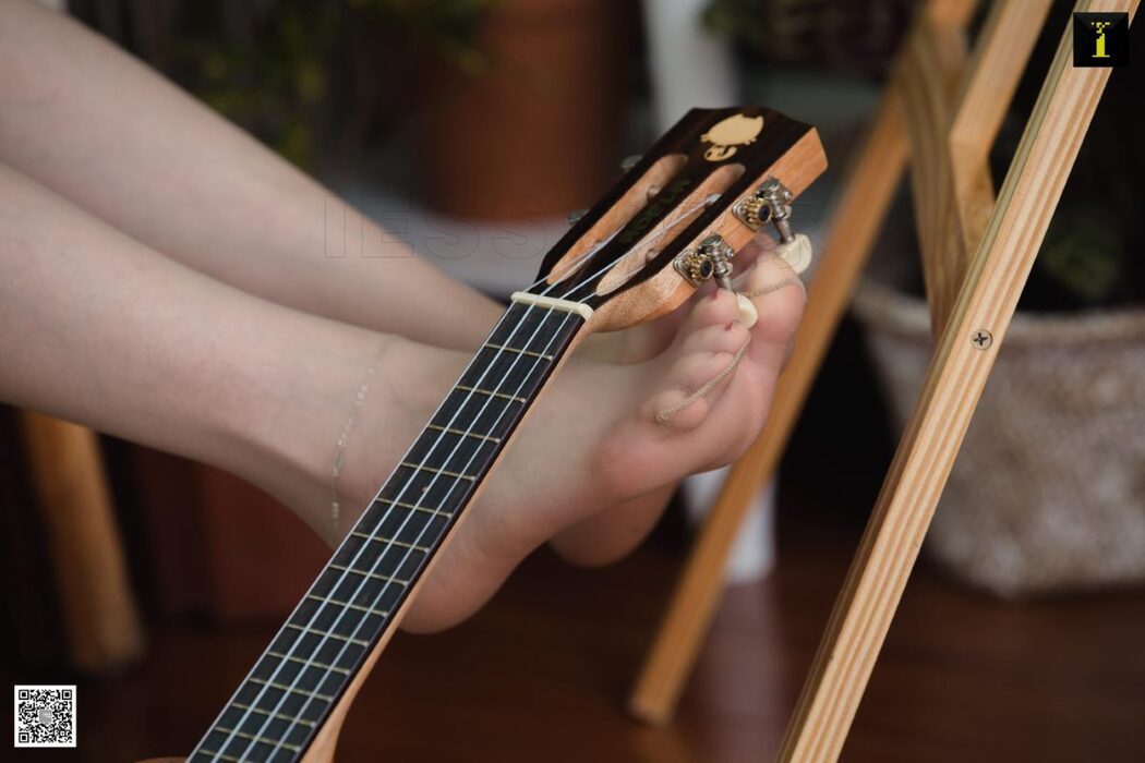 IESS异思趣向 SXJ.500 Jia Jia