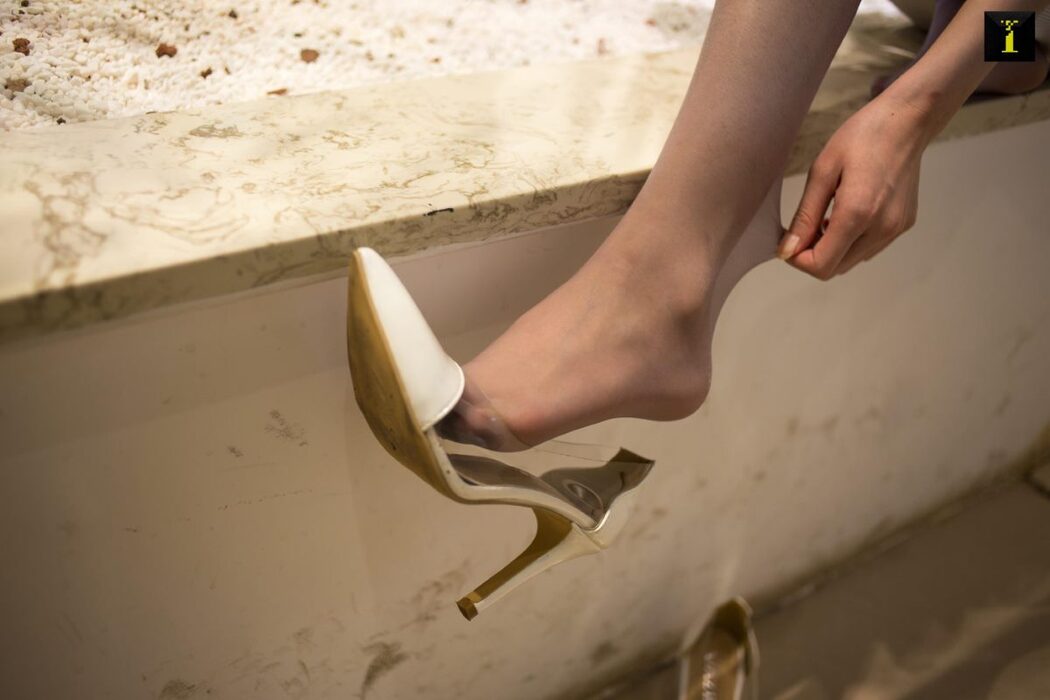 IESS异思趣向 No.622 Xi Xi