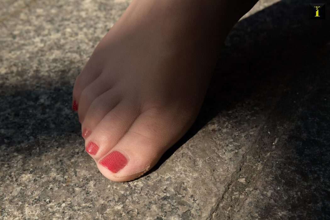 IESS异思趣向 No.632 Zi Wei