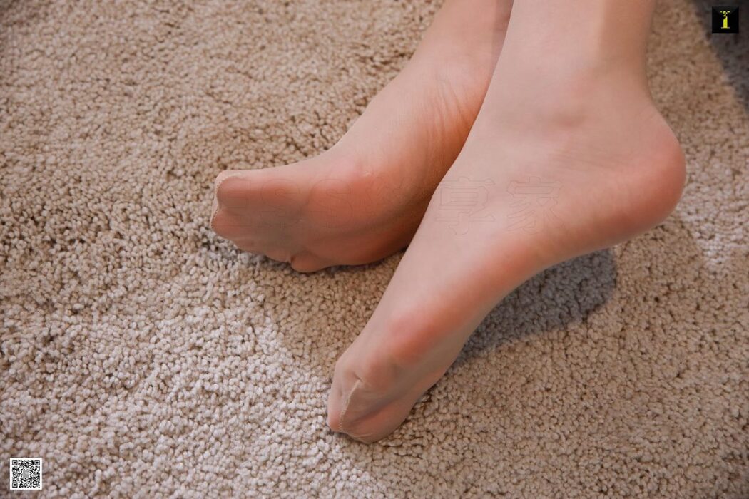 IESS异思趣向 No.657 Jiu Mei