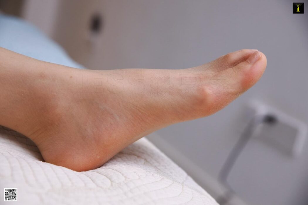 IESS异思趣向 No.646 Jiu Mei