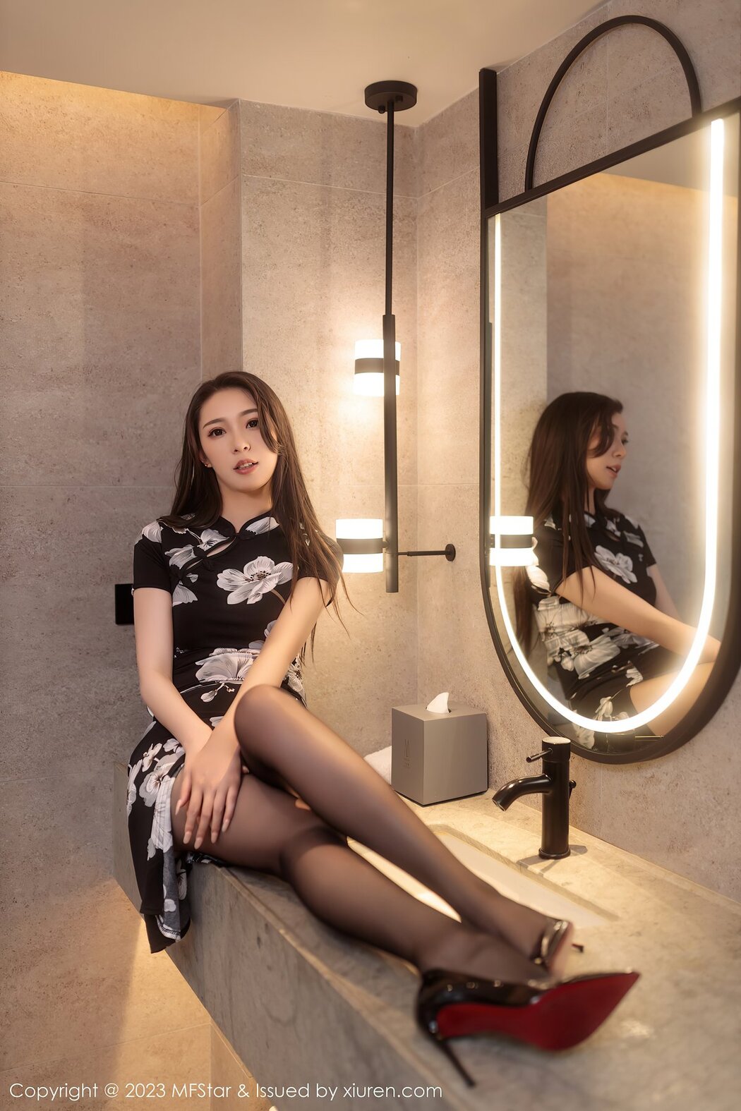 [MFStar] Vol.630 Liang Ren Fei Ai Ren