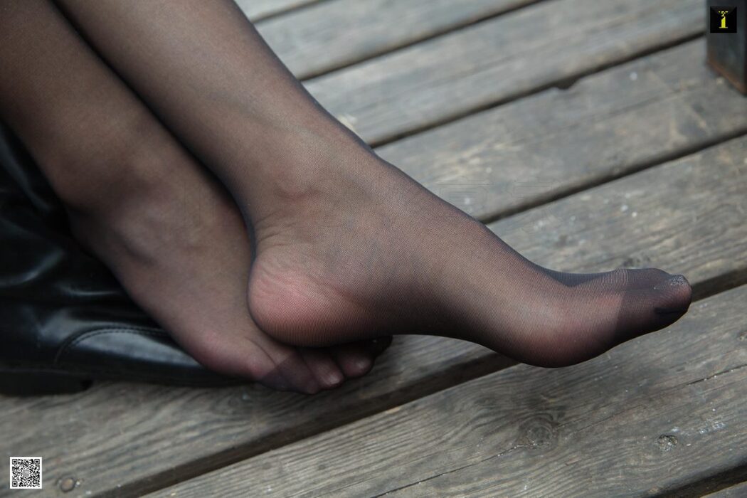 IESS异思趣向 No.648 Qiu Qiu