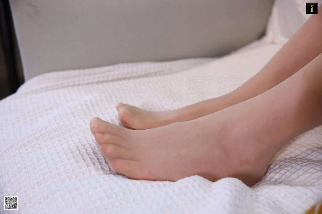 IESS异思趣向 No.649 Jiu Mei