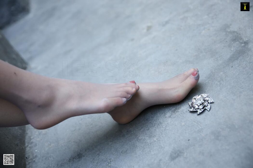 IESS异思趣向 No.667 Yu Xi