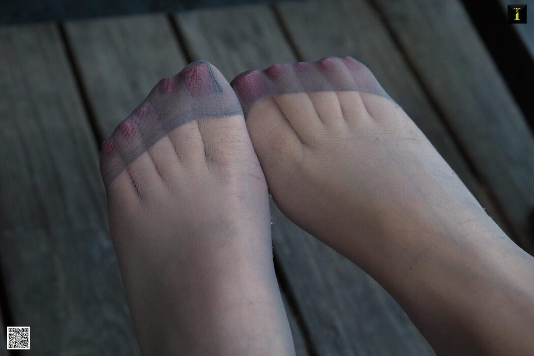 IESS异思趣向 No.650 Zi Wei