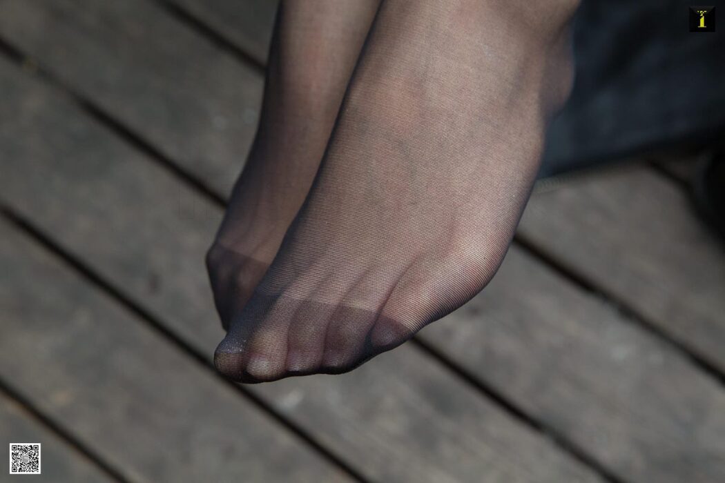 IESS异思趣向 No.648 Qiu Qiu