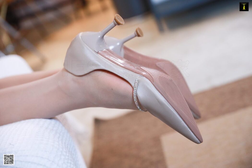 IESS异思趣向 No.649 Jiu Mei