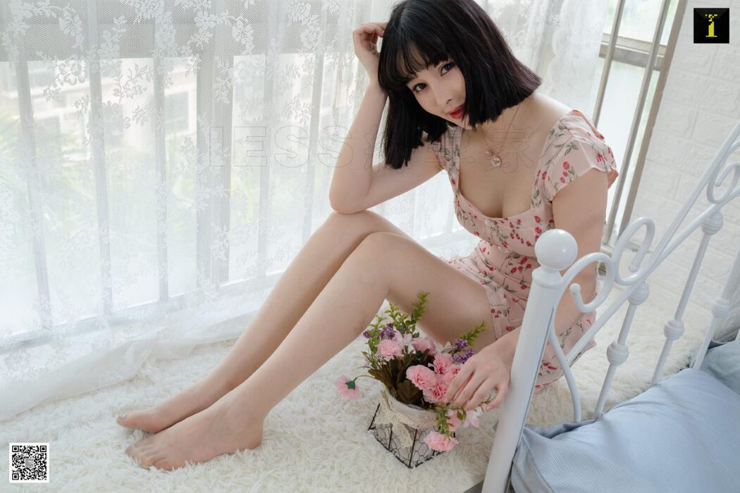 IESS异思趣向 SXJ.582 Miao Jie