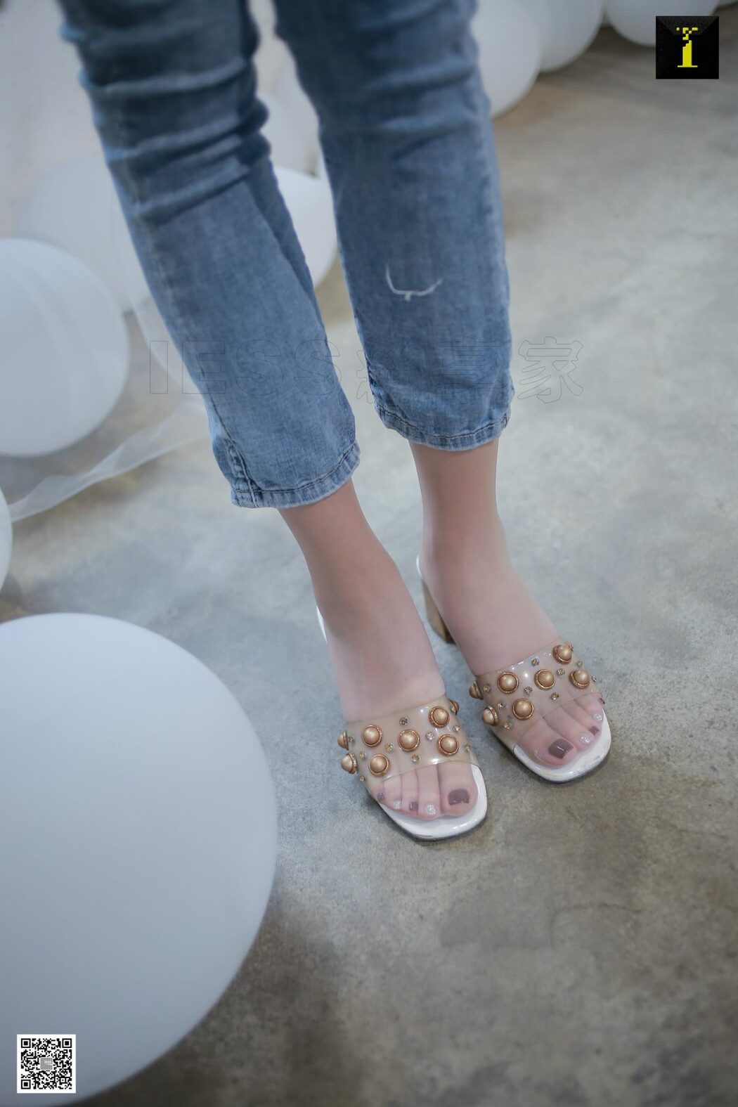 IESS异思趣向 SXJ.576 Yun Zhi