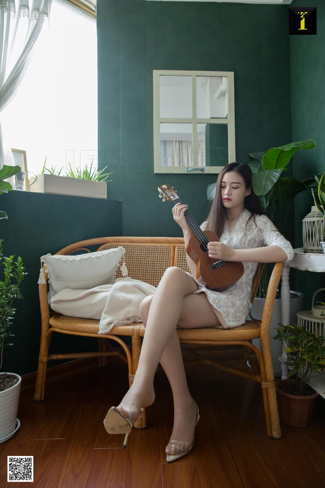 IESS异思趣向 SXJ.525 Jiu Mei