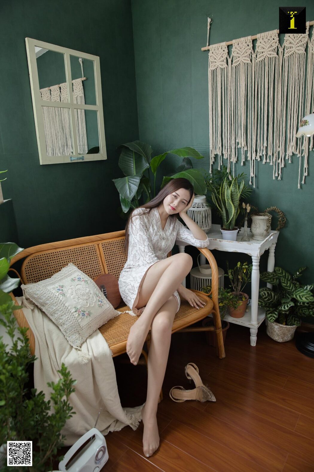 IESS异思趣向 SXJ.525 Jiu Mei