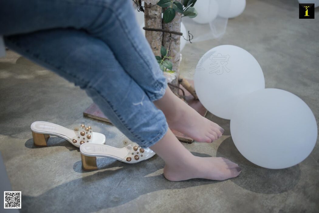 IESS异思趣向 SXJ.576 Yun Zhi