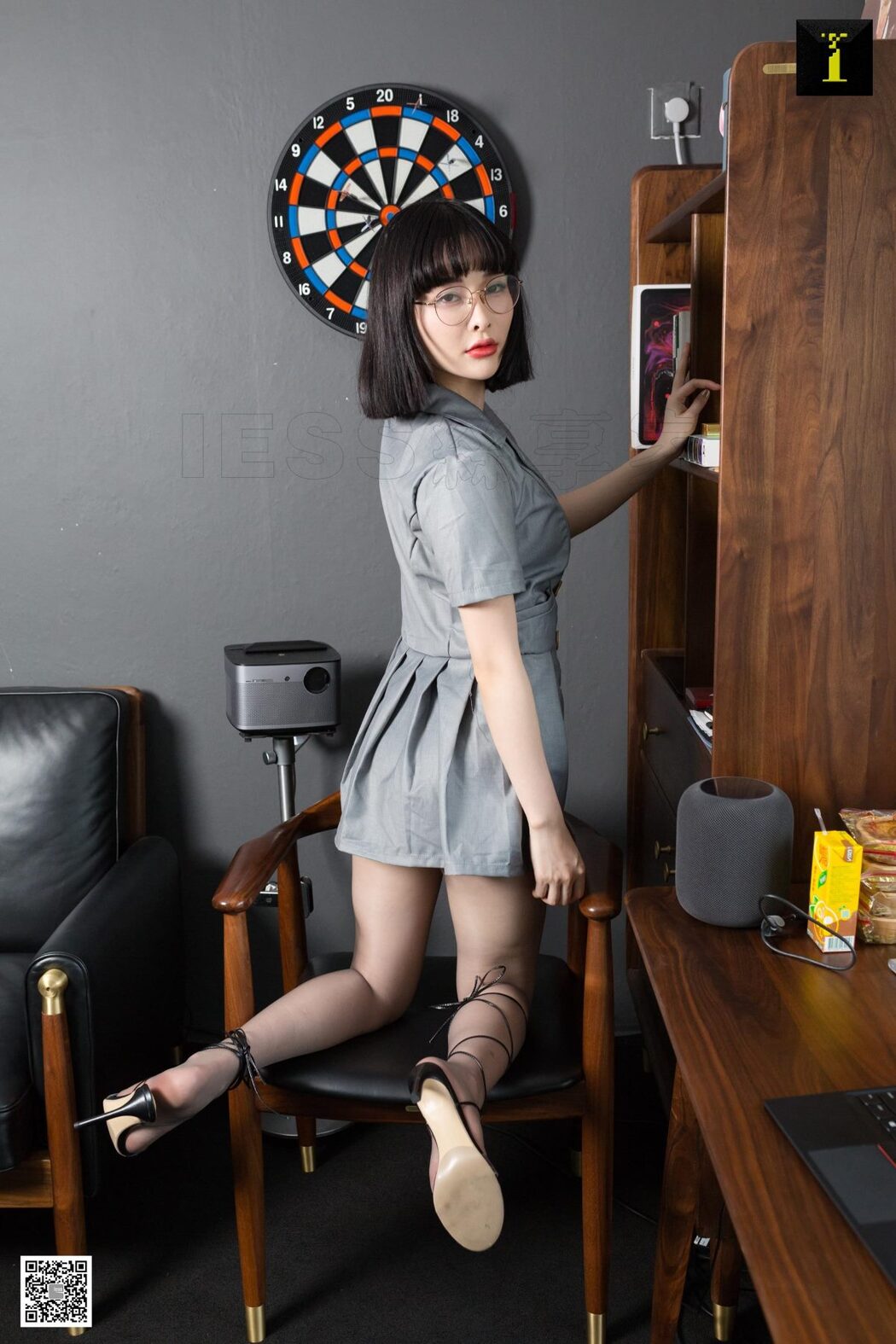 IESS异思趣向 SXJ.588 Miao Jie