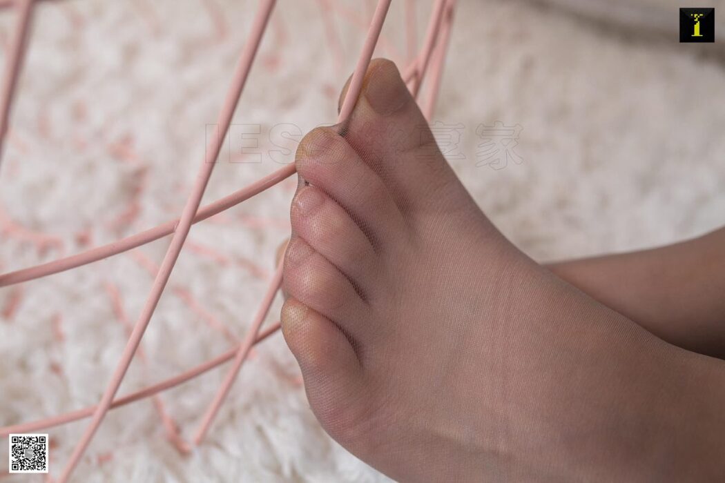 IESS异思趣向 SXJ.577 Zi Qi