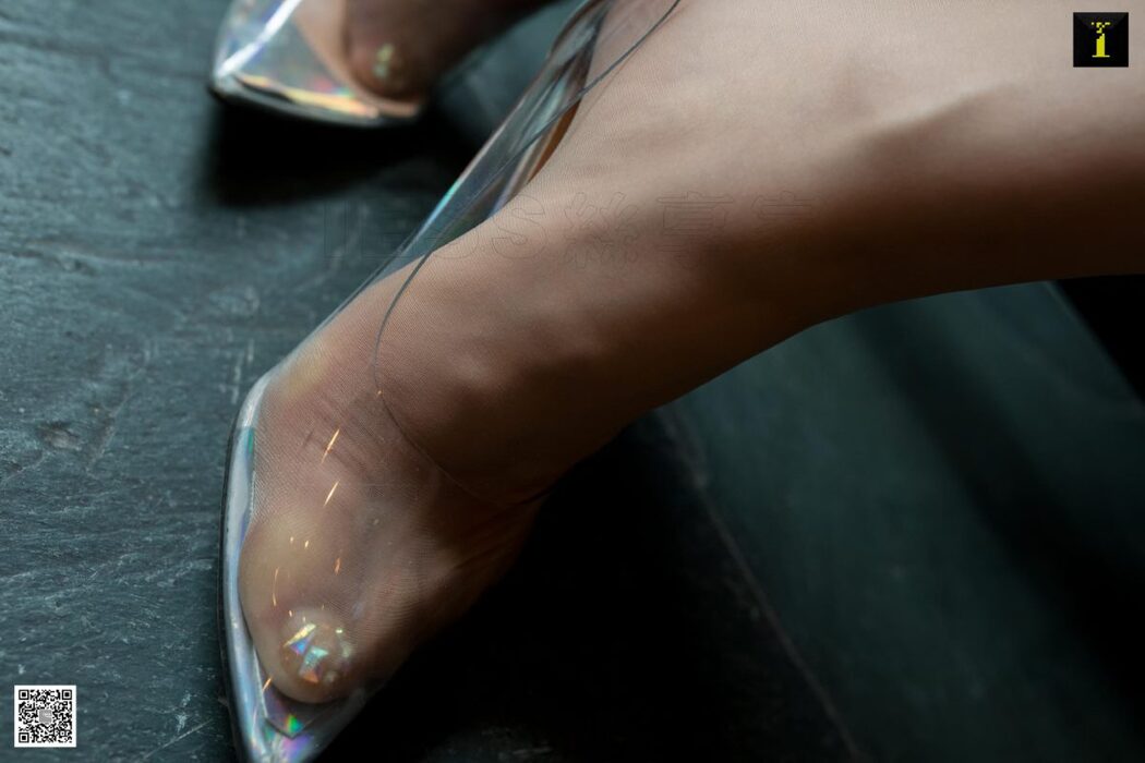 IESS异思趣向 SXJ.523 Miao Jie