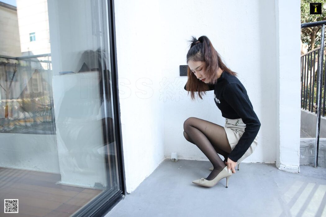 IESS异思趣向 No.688 Mei Ko