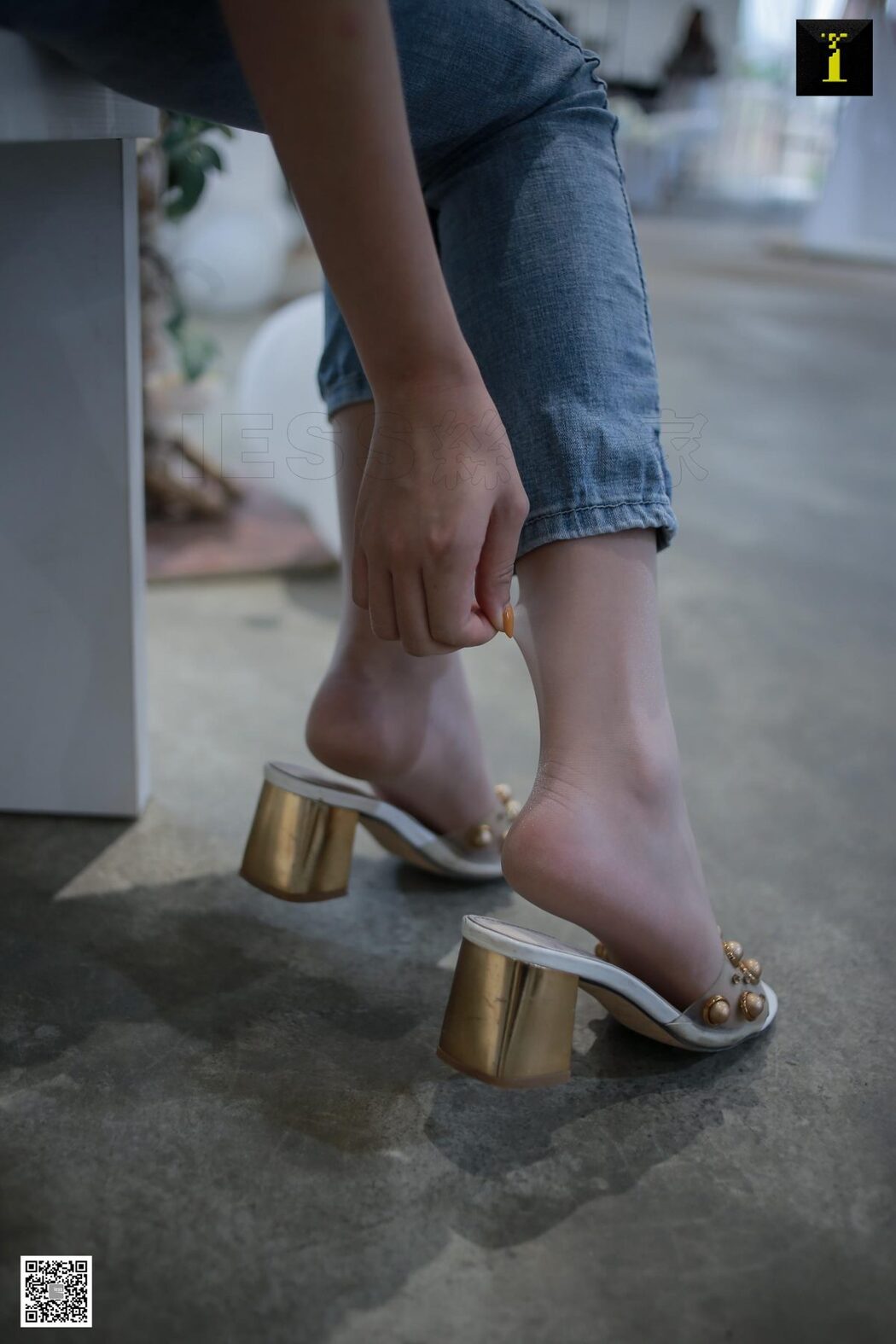 IESS异思趣向 SXJ.576 Yun Zhi