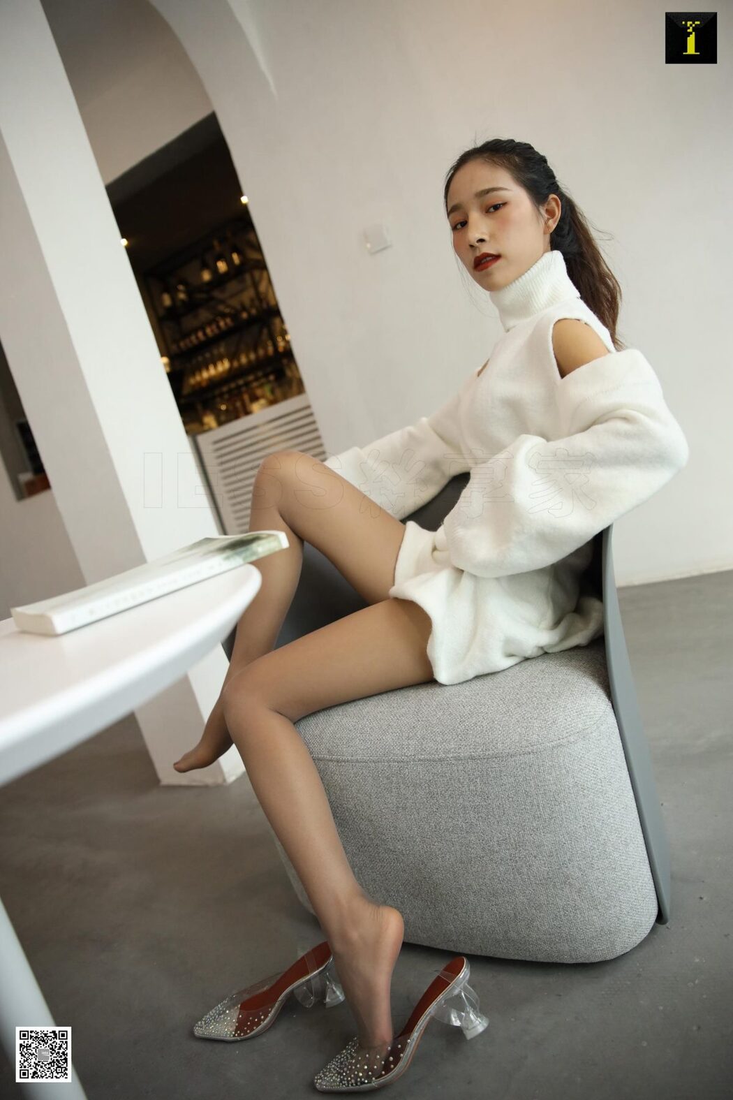 IESS异思趣向 No.673 Mei Ko