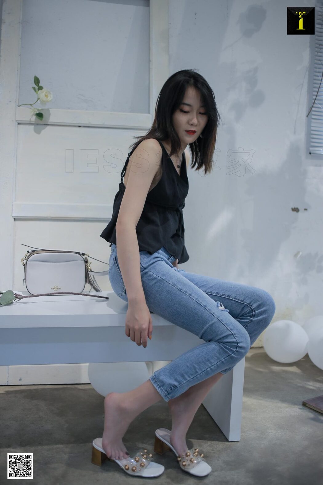 IESS异思趣向 SXJ.576 Yun Zhi