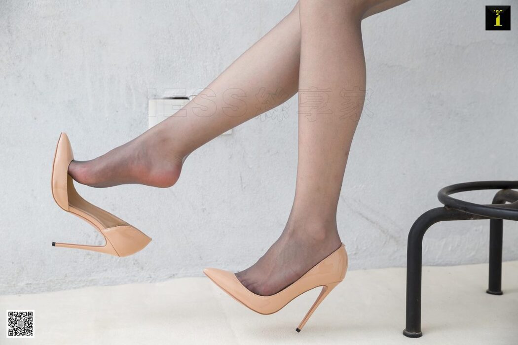 IESS异思趣向 SXJ.529 Yu Zi