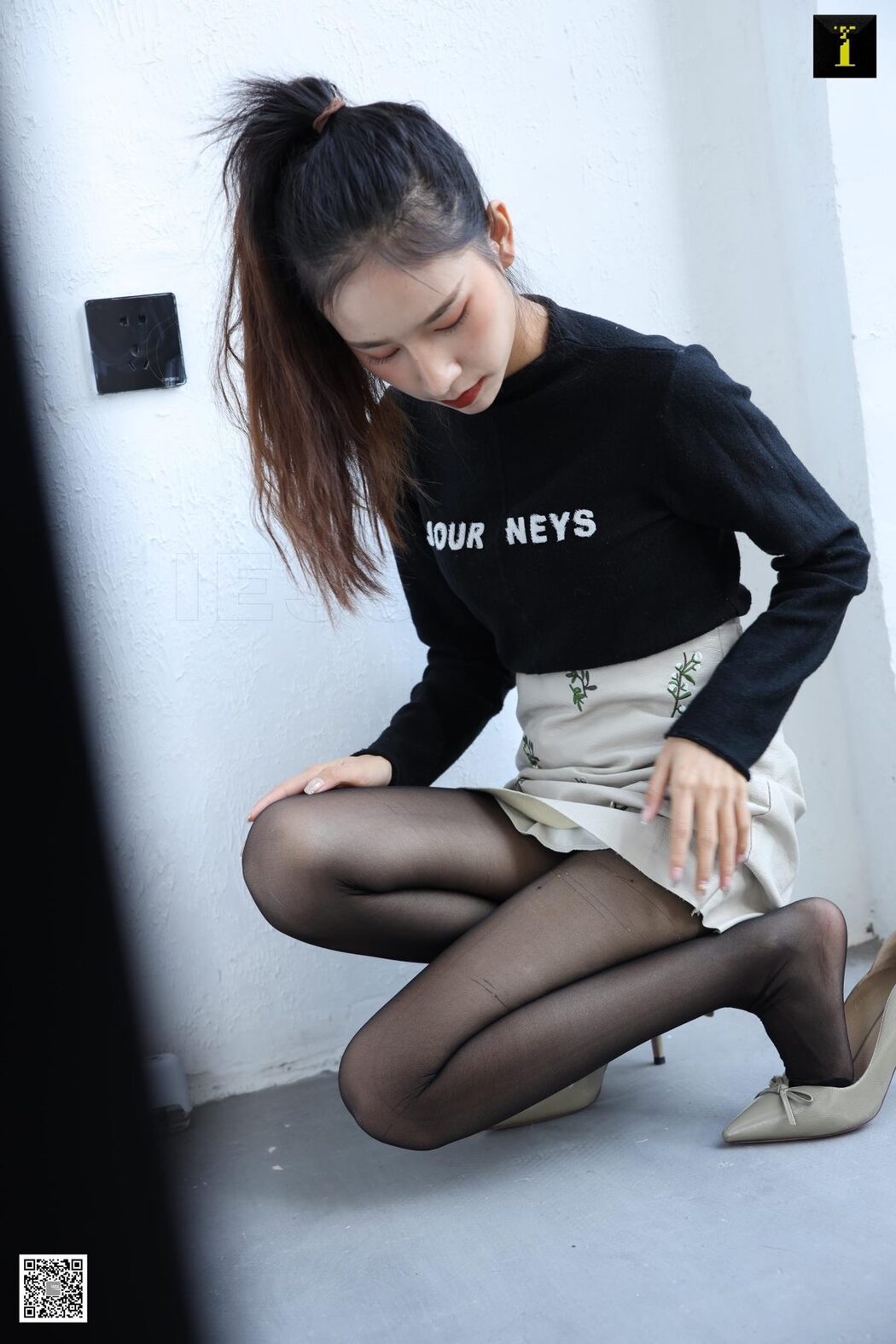 IESS异思趣向 No.688 Mei Ko