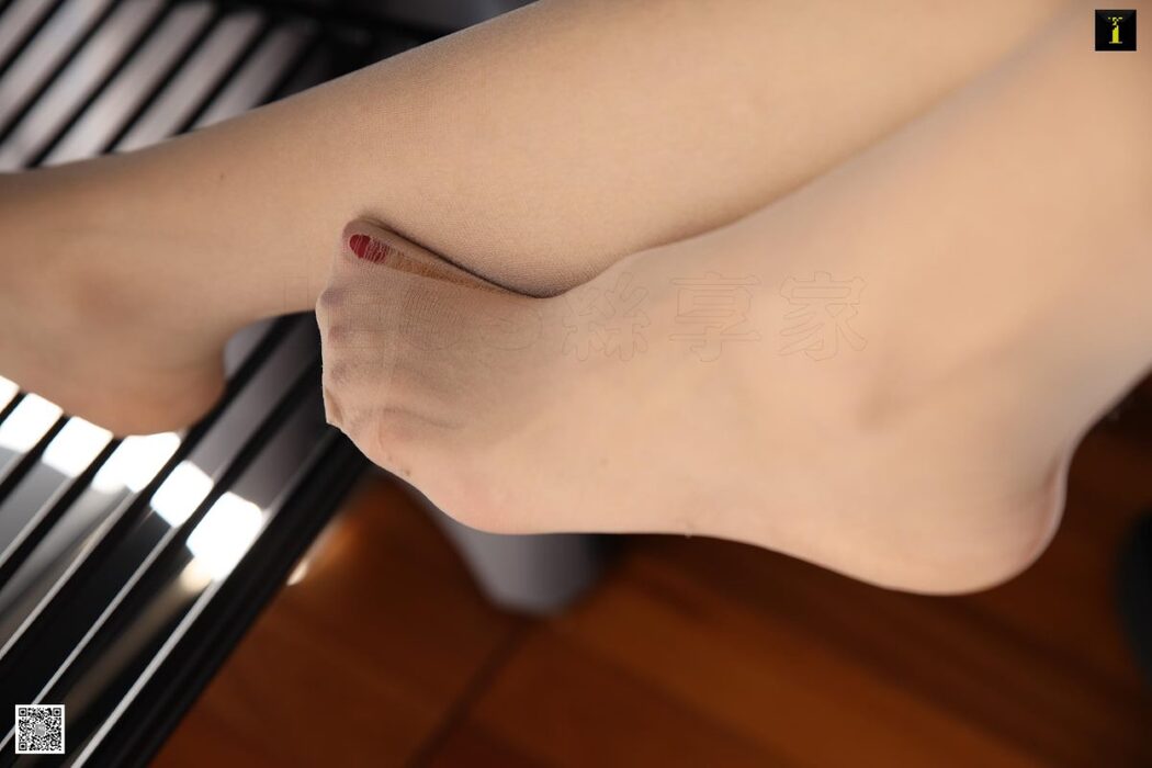 IESS异思趣向 No.681 Mei Ko