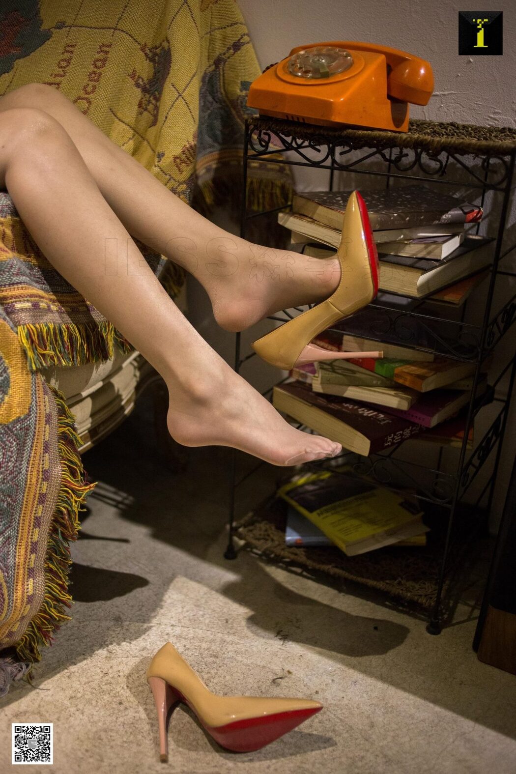 IESS异思趣向 SXJ.572 Xi Xi