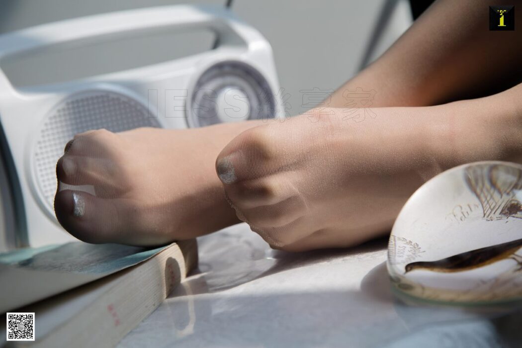 IESS异思趣向 SXJ.525 Jiu Mei