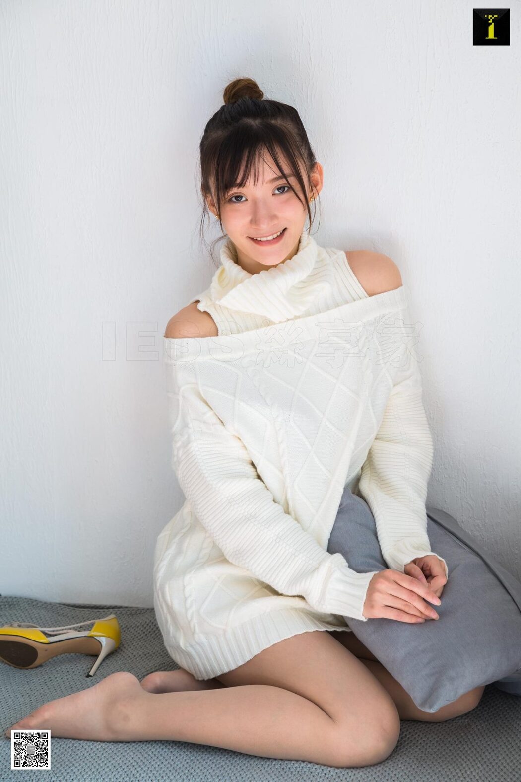 IESS异思趣向 No.670 Qiu Qiu