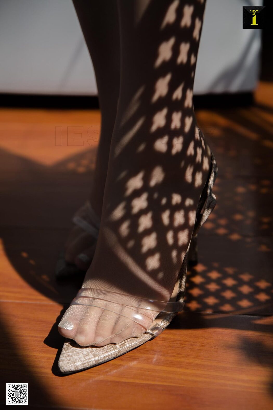 IESS异思趣向 SXJ.525 Jiu Mei