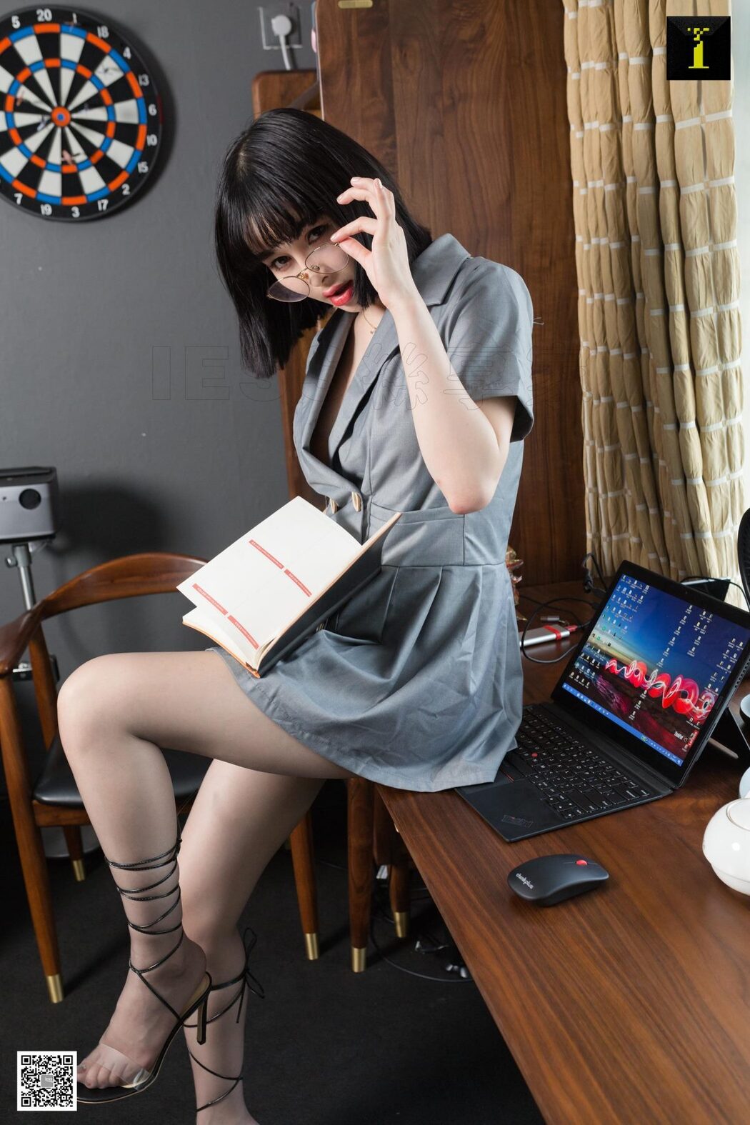 IESS异思趣向 SXJ.588 Miao Jie