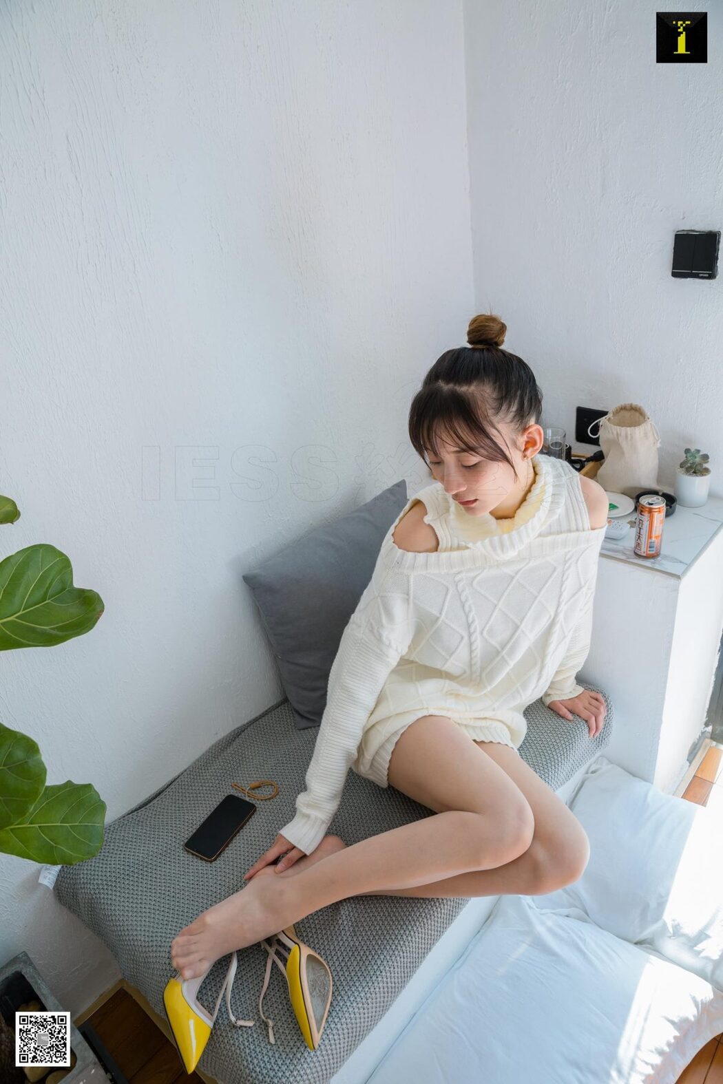 IESS异思趣向 No.670 Qiu Qiu