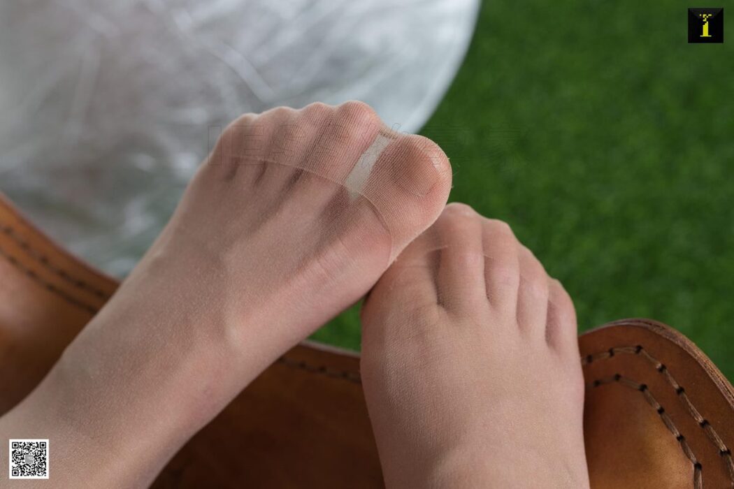 IESS异思趣向 SXJ.589 Zi Qi