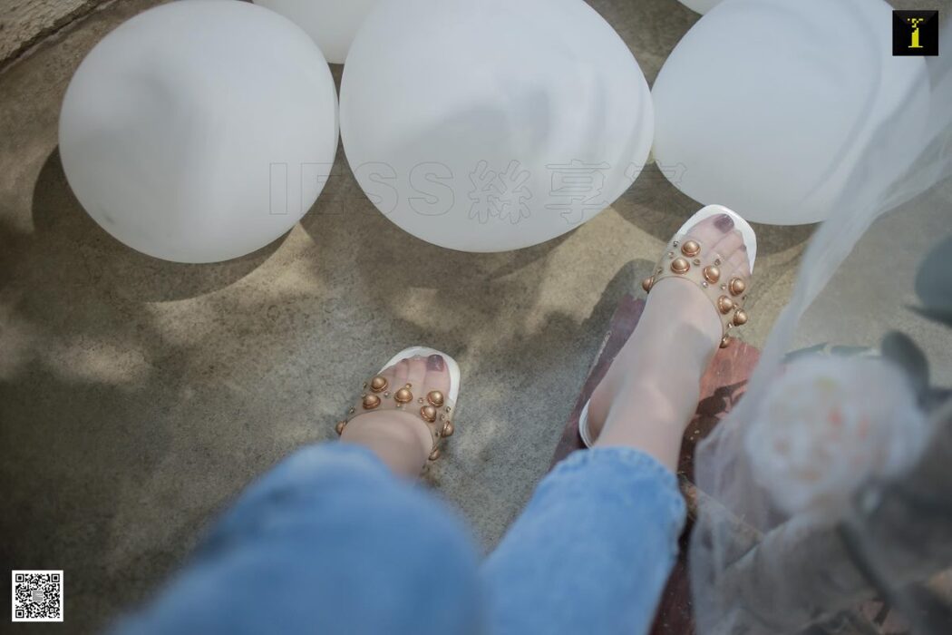 IESS异思趣向 SXJ.576 Yun Zhi