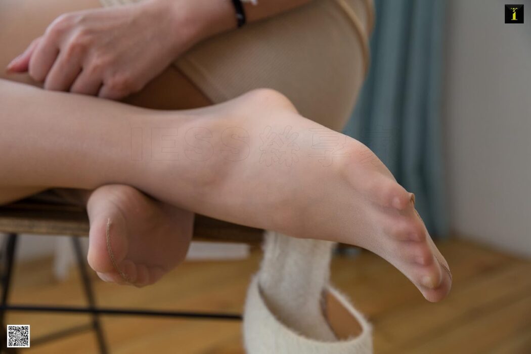IESS异思趣向 No.691 Qiu Qiu