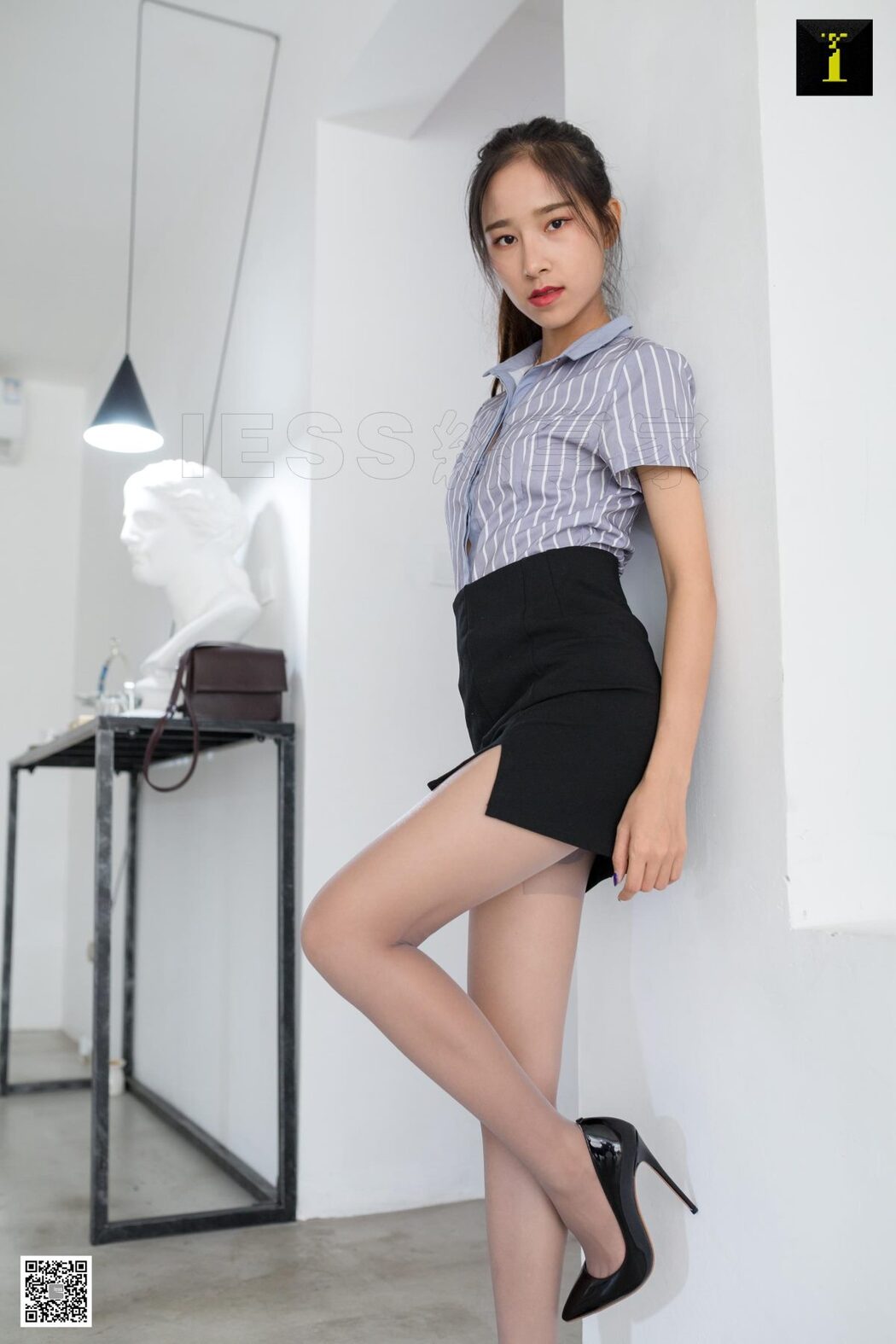 IESS异思趣向 SXJ.587 Mei Ko