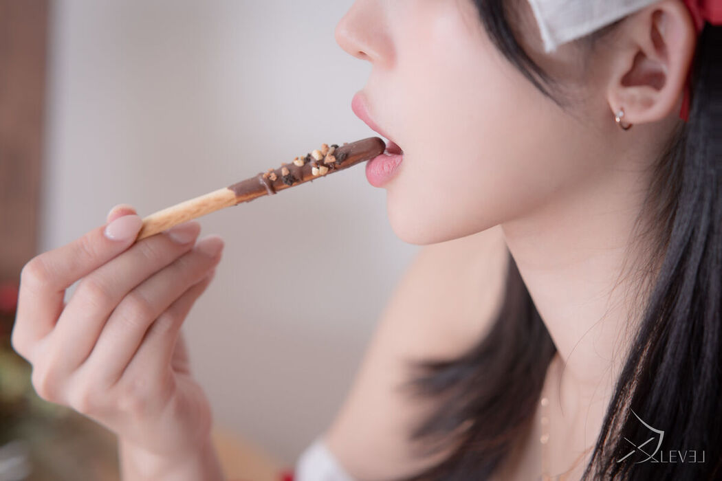 X-Level Yeha 예하 &#8211; Aprons Part1 (50P &#8211; 2V)