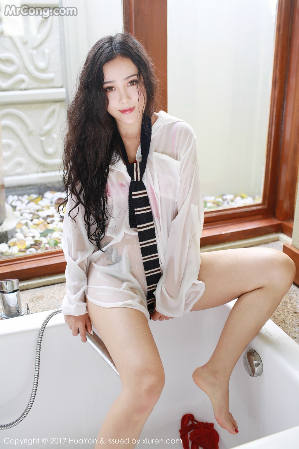 HuaYan Vol.028: Manuela (玛鲁娜) (36 images)