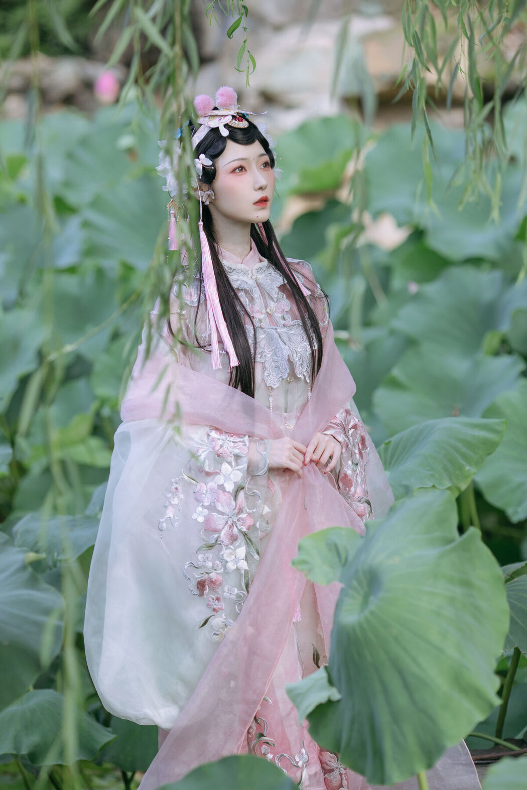 YiTuYu艺图语 Vol.8510 就是景年 (23P)