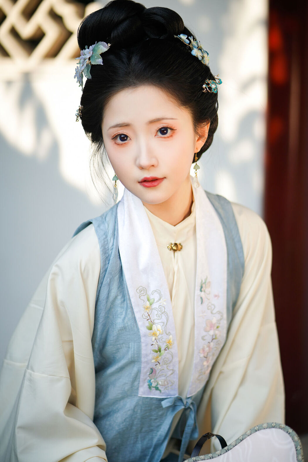 YiTuYu艺图语 Vol.8507 兔牙w (24P)