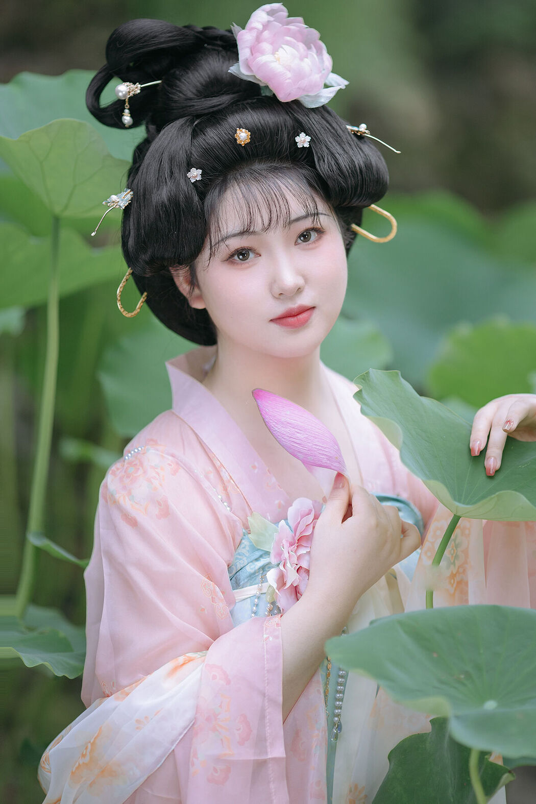 YiTuYu艺图语 Vol.8519 子小浔 (29P) Cover Photo