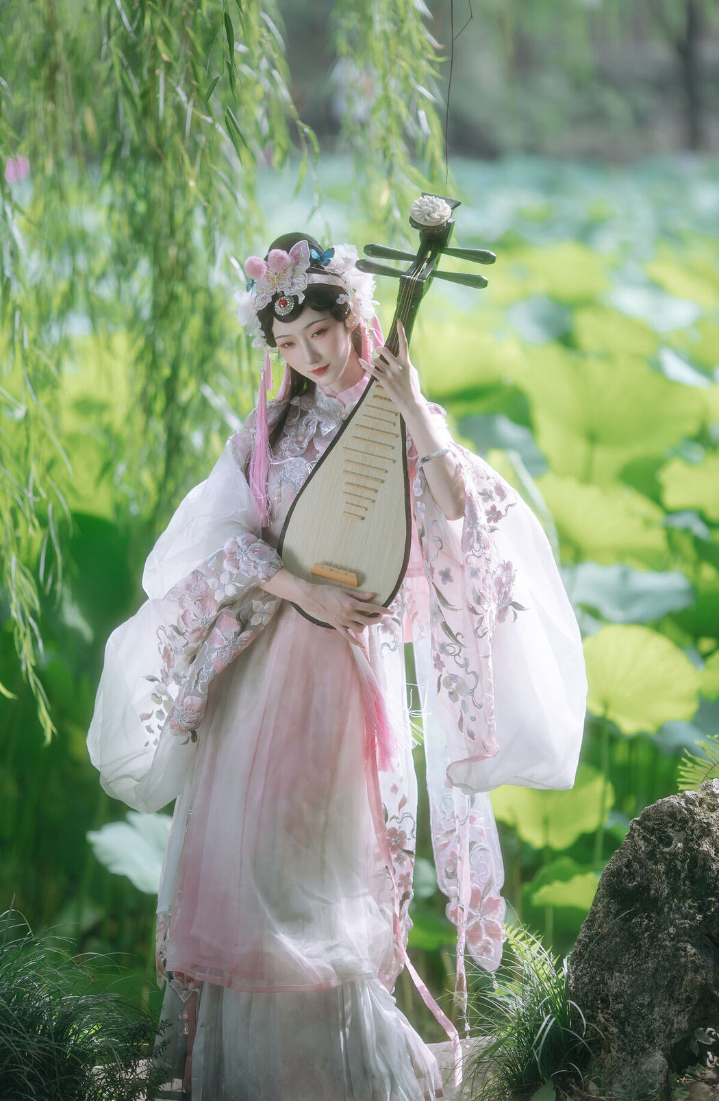 YiTuYu艺图语 Vol.8510 就是景年 (23P)