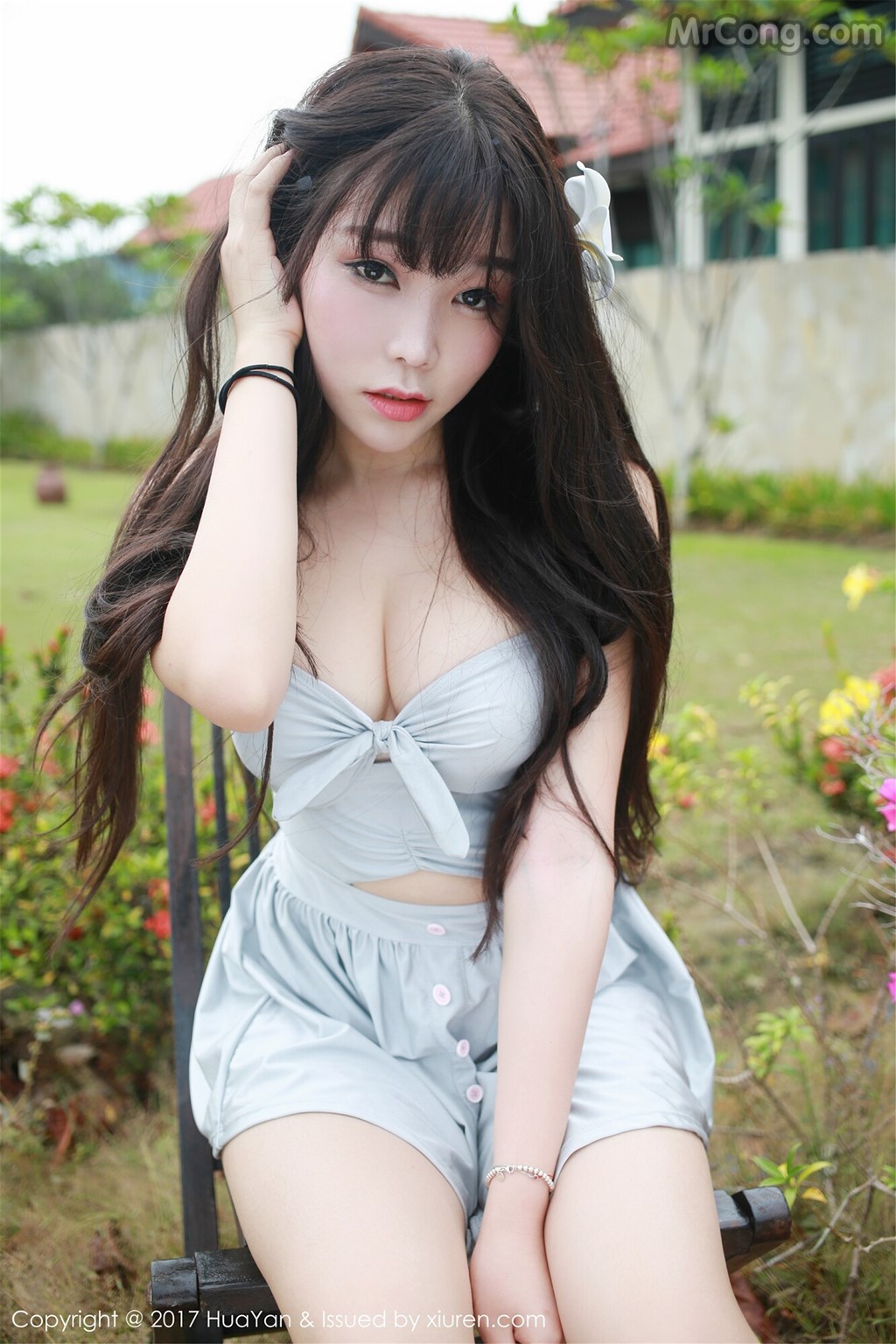 HuaYan Vol.038: Booty (芝芝) (53 images)