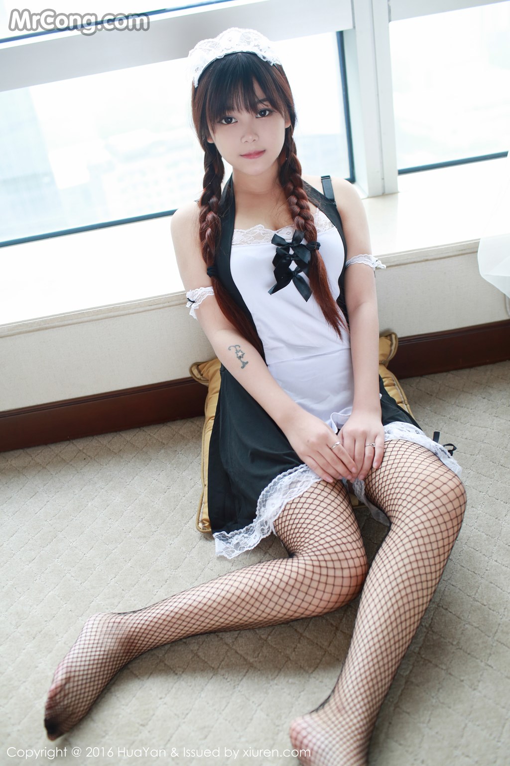 HuaYan Vol.016: Xiao Yue Er (小月儿) (55 images)