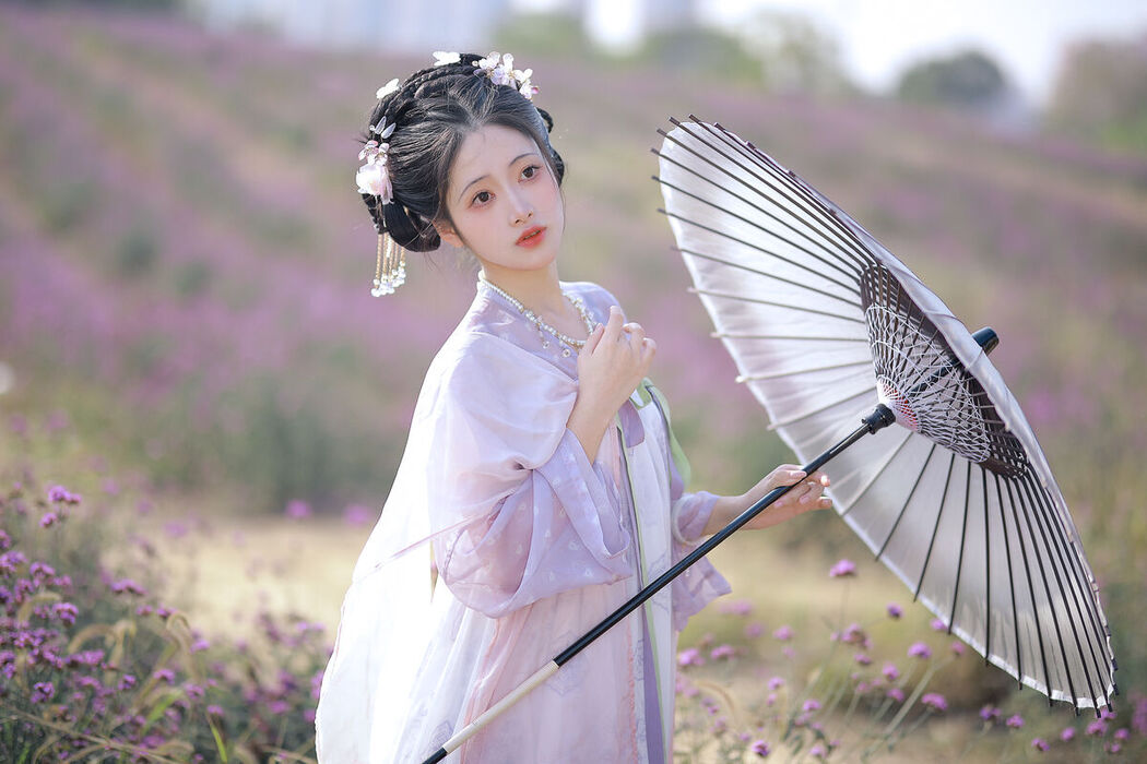 YiTuYu艺图语 Vol.8491 绵绵思远道 (23P)