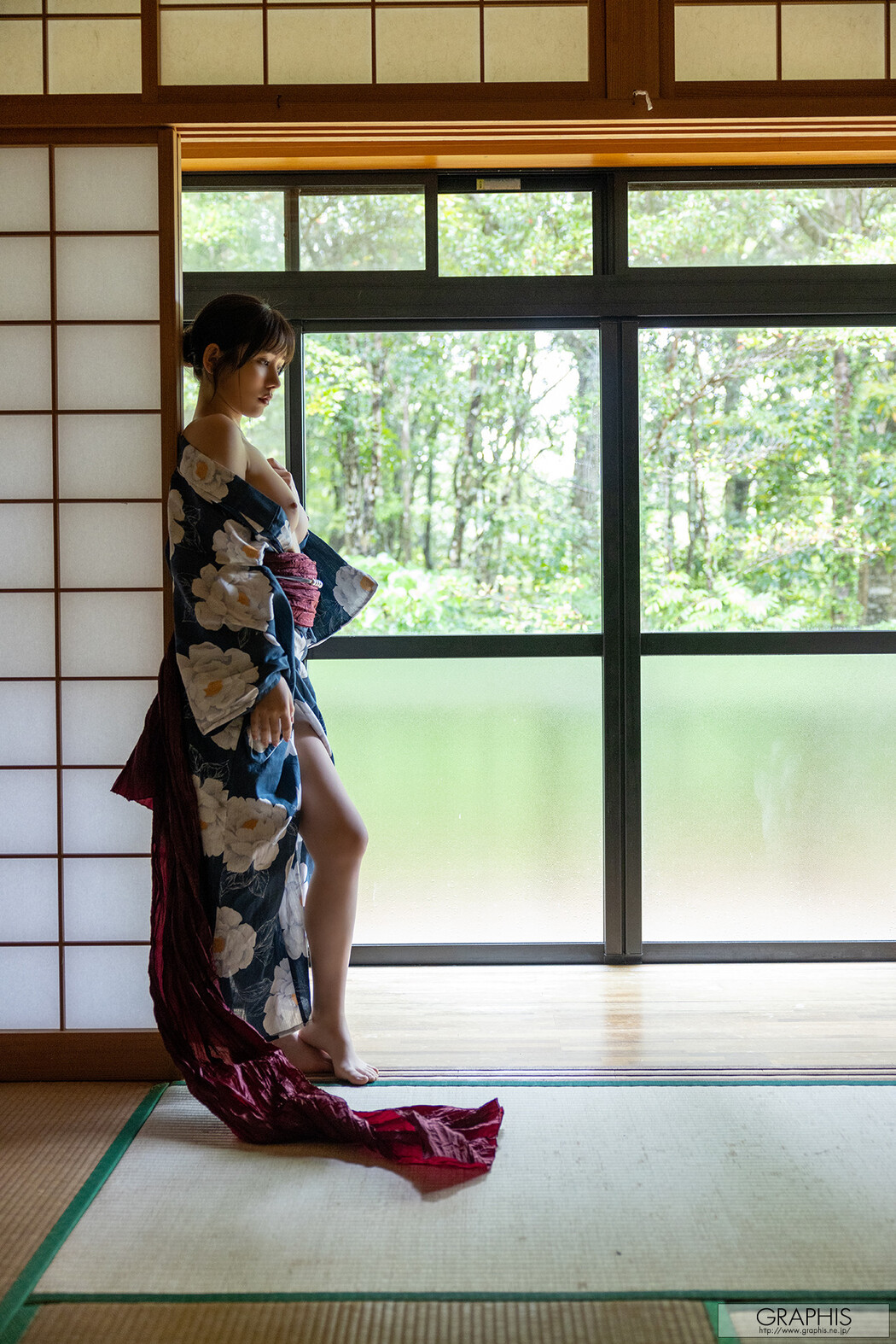 Mei Itsukaichi 五日市芽依, Graphis Special Gravure 「Vacation」 Vol.03