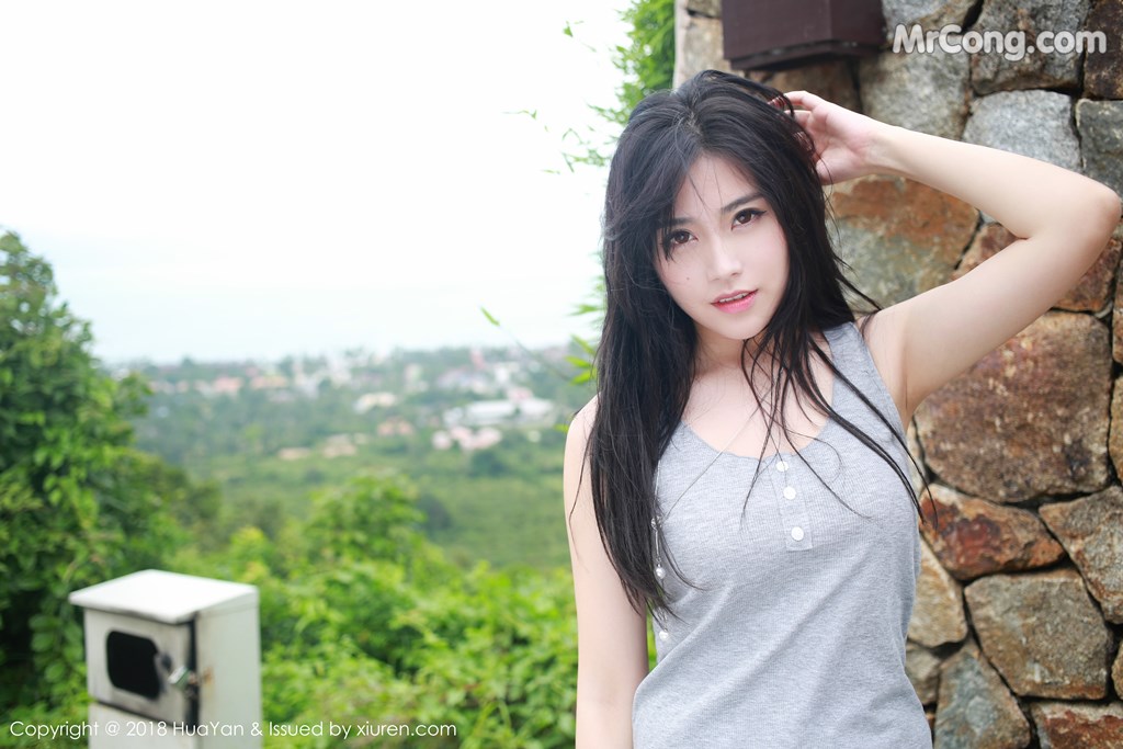 HuaYan Vol.054: Sabrina (许诺) (31 images)